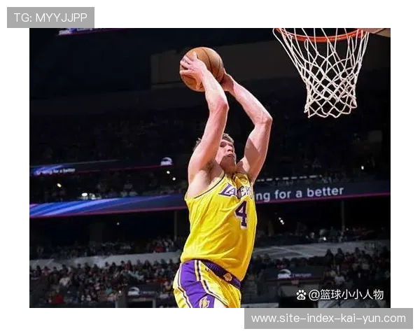 湖人防守轮转速度不足 太阳利用传导找到空位